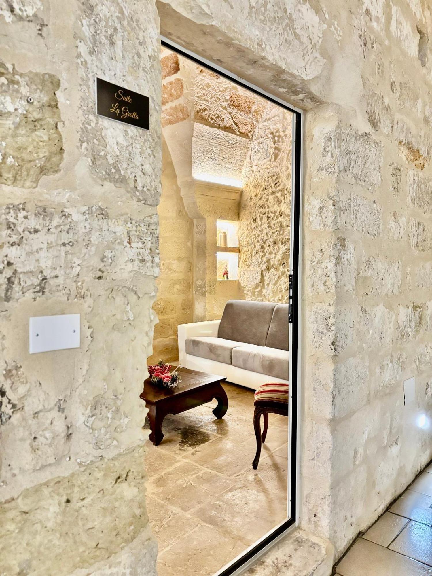 Апартаменты Palazzo Storico Riccardi Rollo Сан-Чезарио-ди-Лечче Экстерьер фото